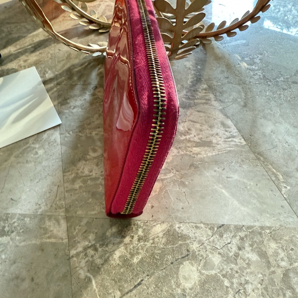 Yves Saint Laurent Patent Leather Zip Wallet - Picture 8 of 15